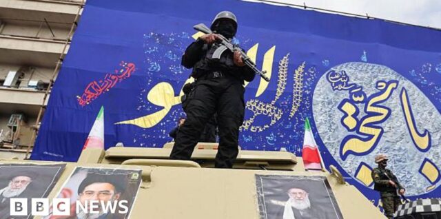 Peringatan pemimpin Iran tentang aksi protes dan mogok
