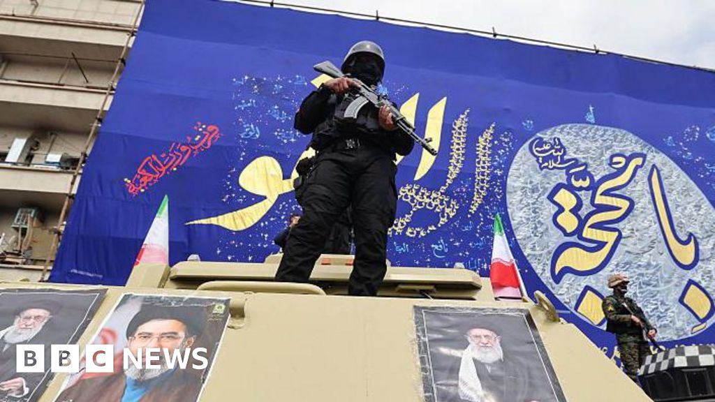 Peringatan pemimpin Iran tentang aksi protes dan mogok