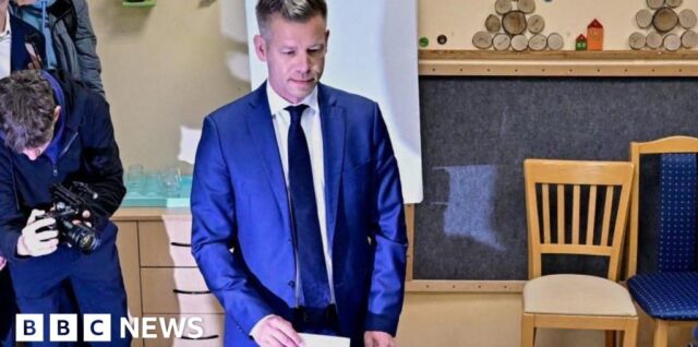 Warga Hungaria memberikan suara dalam pemilu 2023
